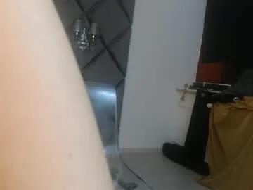 wendychantal — Didlo pussy [301 tokens left] #deepthroat #young #18 #anal #squirt