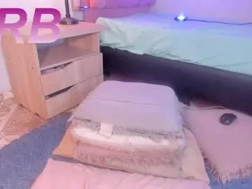 Freechat whiite_snow_ on Chaturbate
