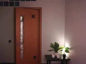 Away zara_shine on Chaturbate