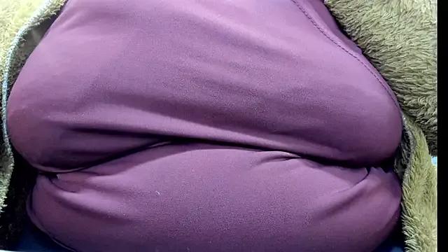 _Emily_rosee_ — Freechat on StripChat