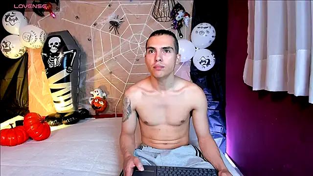 _Tattoo_Couple — deep Throat 