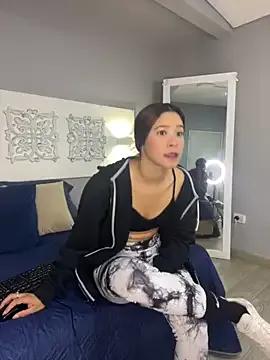 Avatar of adelaa_11