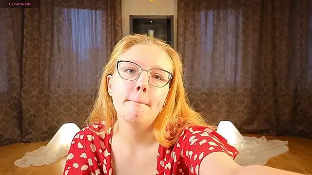 AlinaAldrete — make me happy <3