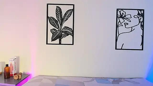 Amaraa_Rose — SPANK MY SWEET PUSSY AND RUB IT 