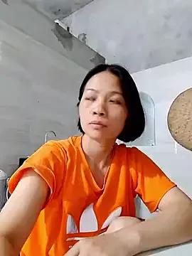 Aninyin22 on StripChat 