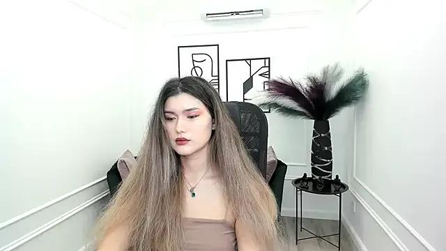 Group AnneTLi on StripChat