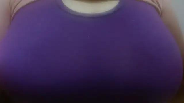 AnnyelinnaLove on StripChat 