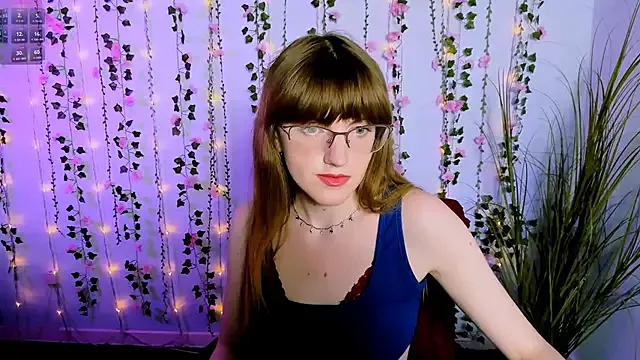 Freechat ava_mystic_ on StripChat