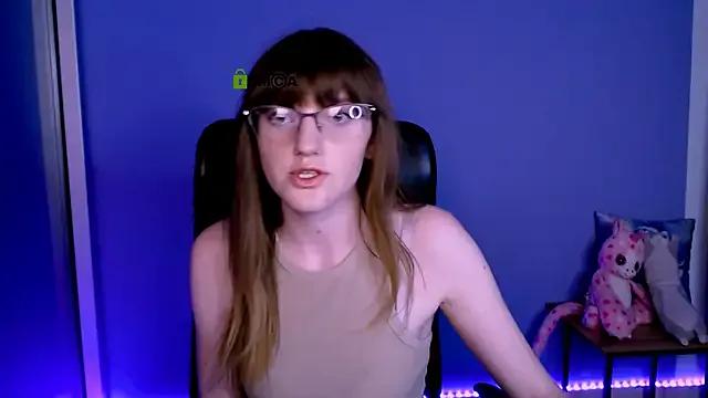 Freechat ava_mystic_ on StripChat