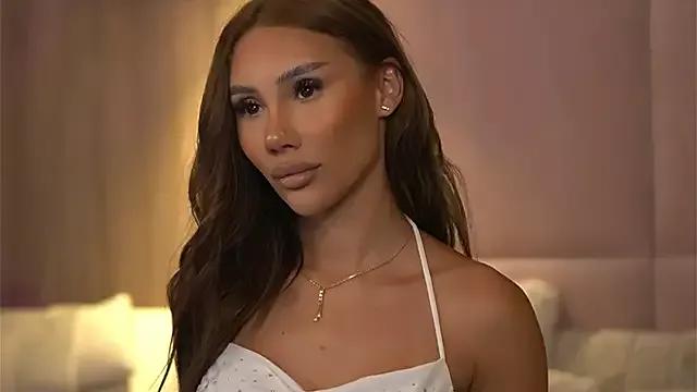 AvaHeath on StripChat 