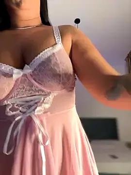 Freechat babyyboomm on StripChat