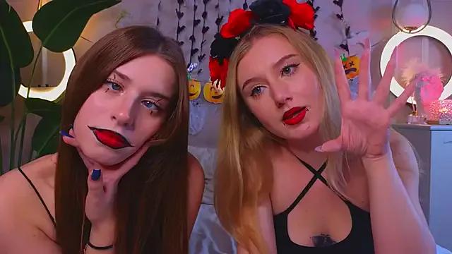 StripChat BonnieWalton  is Freechat  BonnieWalton — show u our asses to start