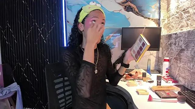 Freechat cassidy_blossom on StripChat