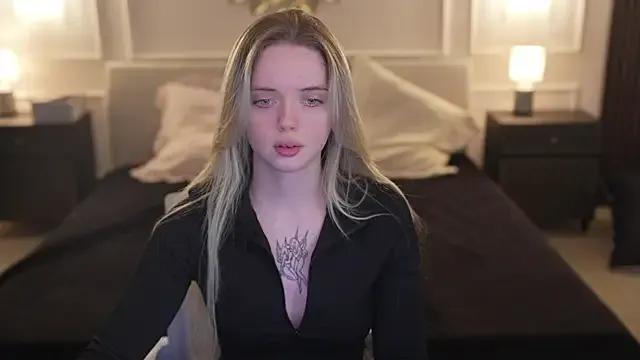 Cassy-Celestial_ on StripChat 