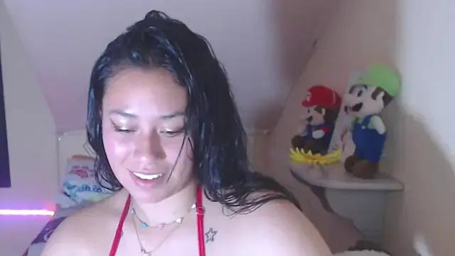 catalina_saenz19 on StripChat 