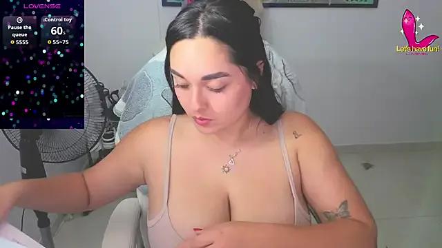 Freechat CelesteBrucee on StripChat