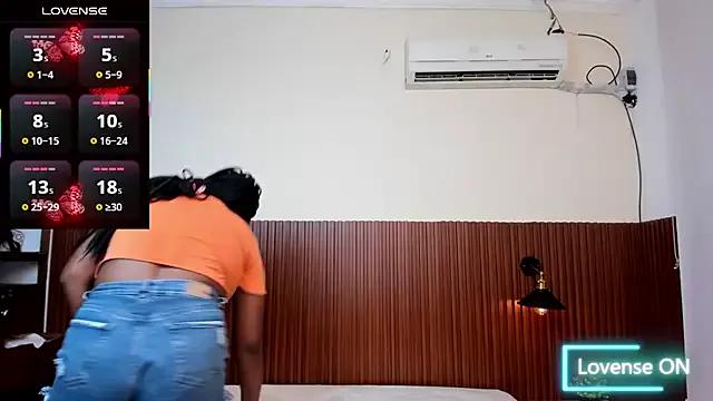 Avatar of chanel_brunette