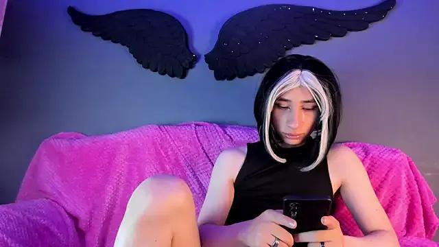 Charlottee_slave — 2 FINGERS IN ASS