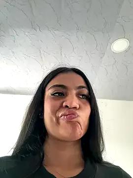 Private Chiqui_cute on StripChat