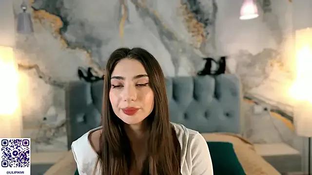 Chloewilldd — Freechat on StripChat