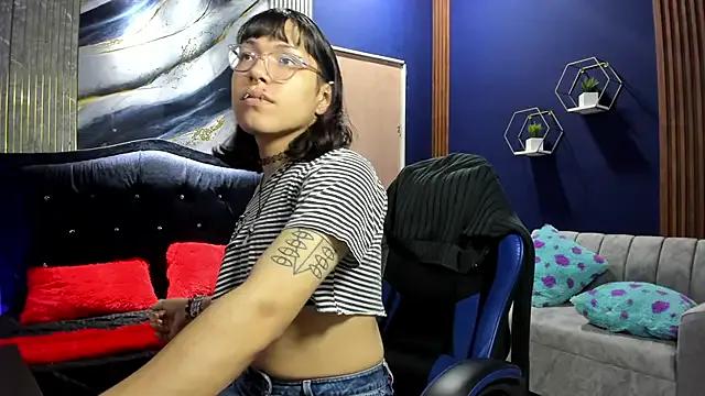 christina_vamp1 — flash cock