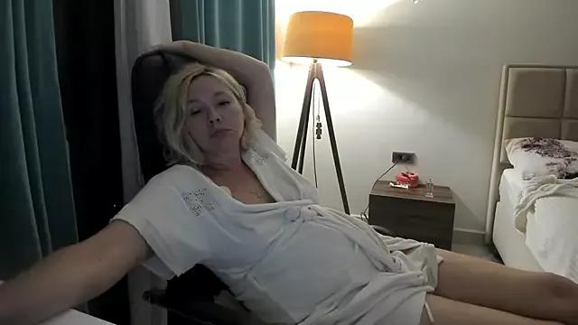 Avatar of Colette__1977