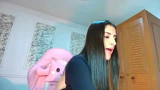 Freechat Danella_houston on StripChat