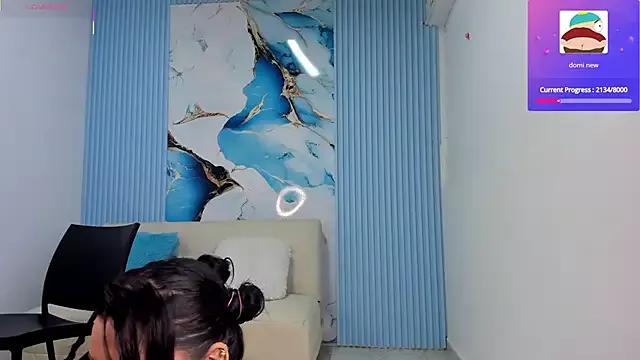Danniela18_ on StripChat 