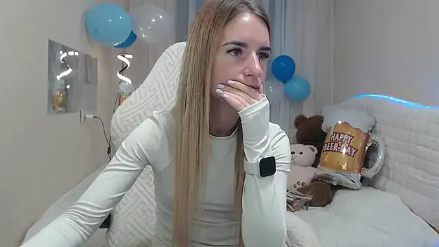 Avatar of DeboraHorny