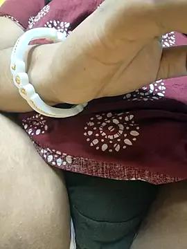 Avatar of desi_boudi87