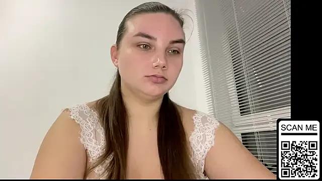 StripChat Dreamyblushfairy  is Freechat  Dreamyblushfairy — for beautiful green eyes