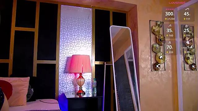 Avatar of ElianaRyan