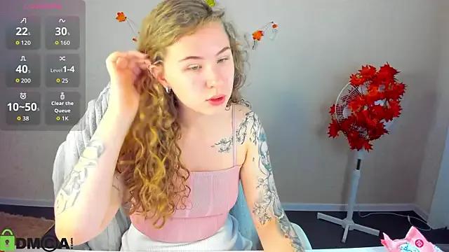 StripChat Elsie_Cutties  is Freechat  Elsie_Cutties — Play with the nipples