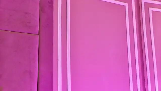 Freechat EmilyColle_ on StripChat