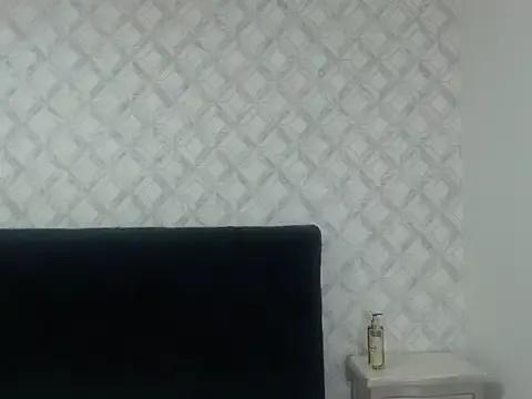 Freechat Emma-Wilson on StripChat