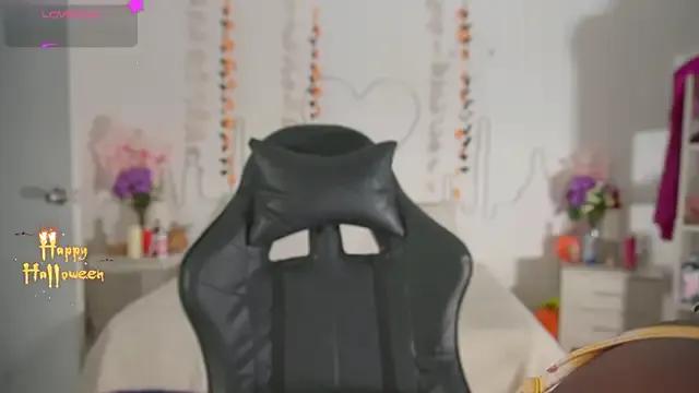 EmmaSanzz_ — I masturbate for you