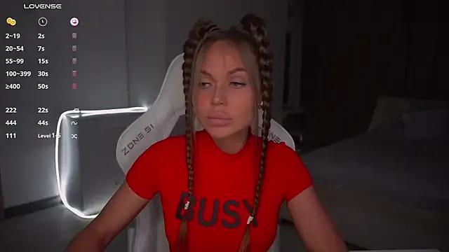 Evelinka on StripChat 