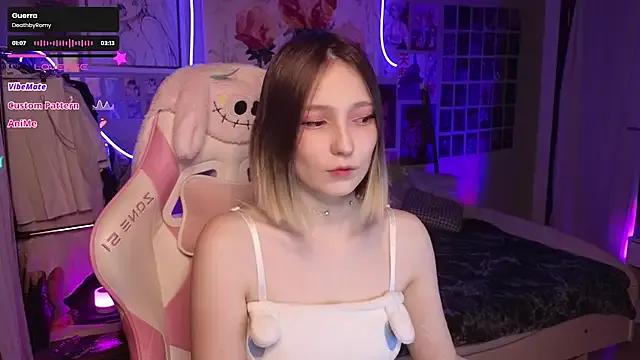 Freechat evierosen on StripChat