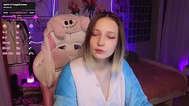 Freechat evierosen on StripChat