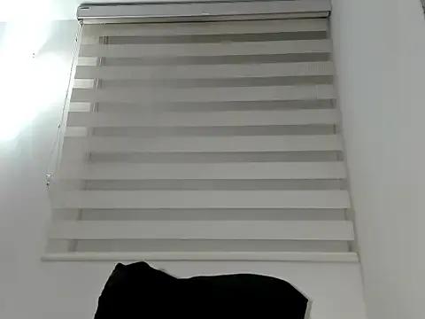 Avatar of foxy-porn1