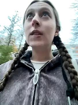 StripChat FroggyAnna  is Freechat  FroggyAnna — froggy helloo!!