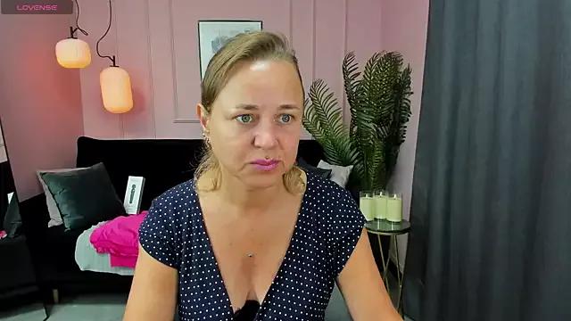 Freechat GabrielGold on StripChat