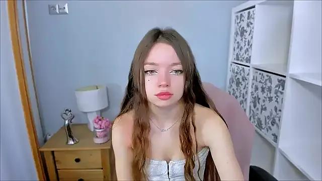 StripChat GraceLips  is Freechat  GraceLips — Freechat on StripChat