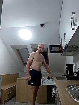 Freechat great_feeling on StripChat