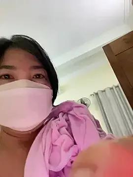 Hachi_Sweetbabie_ on StripChat 