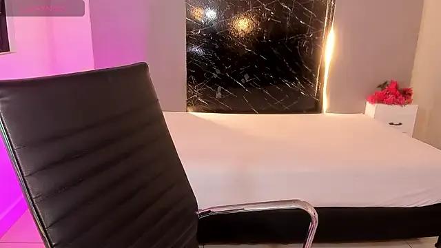 Hannacooper3 on StripChat 