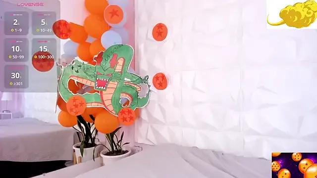 HannahToons — Ride dildo & slap boobs