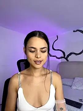 HannaRhodes on StripChat 