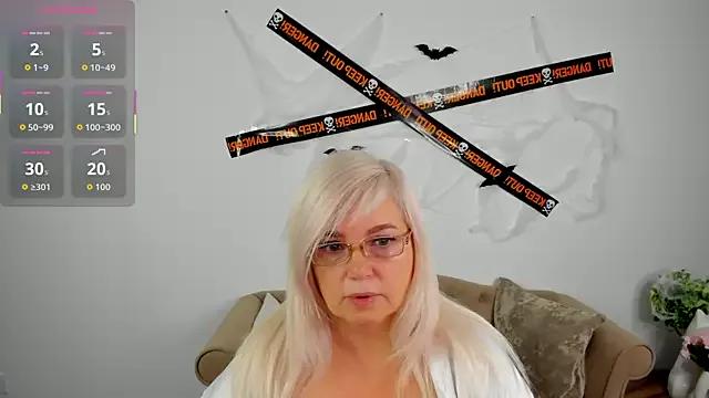 Hella_Fabel — saddle the pillow and ride on it