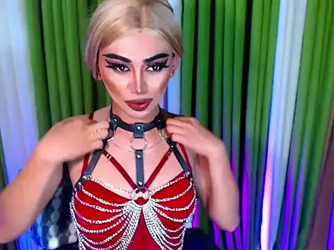 Avatar of HOLLYWOOD_QUEEN_88